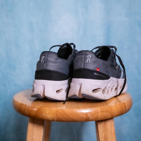 ON Women's Cloudclipse Running Shoes Size 8 - Picture 4 of 8